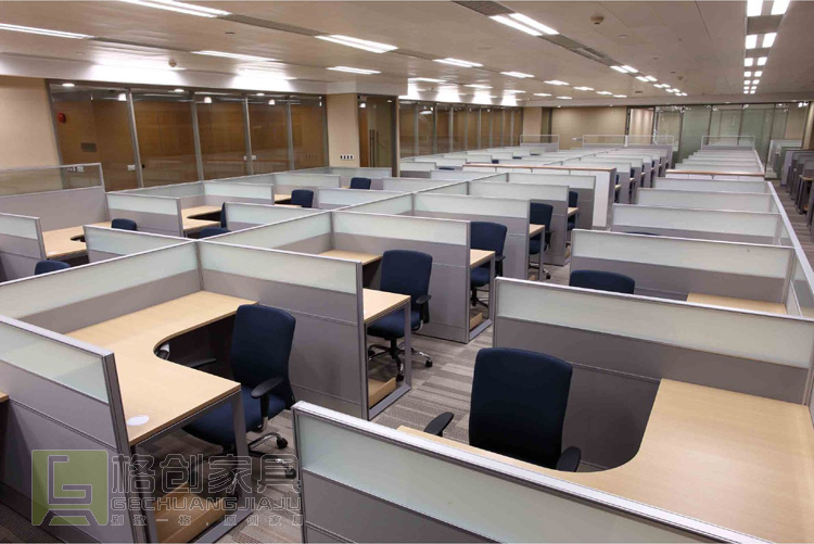 隔斷式辦公桌尺寸